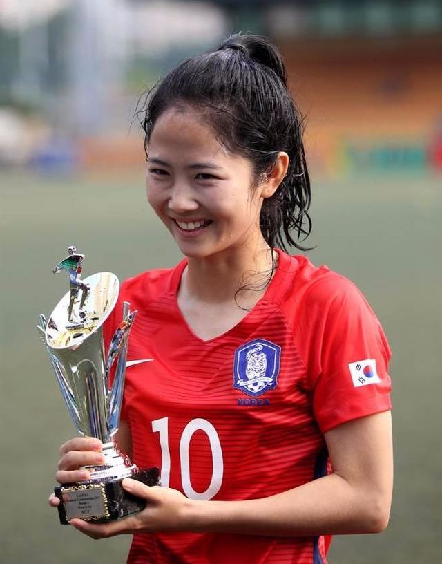 蛇蝎美人分析